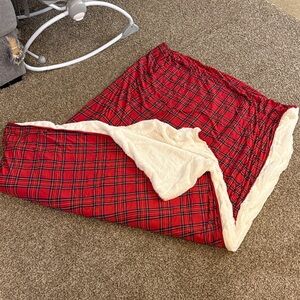 RARE Little Sleepies Plush Lined Oversized Cloud Blanket in Holiday Plaid NEW